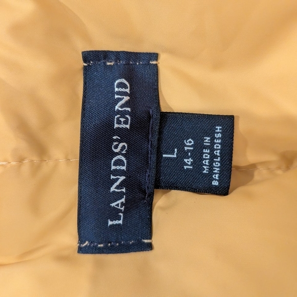 Lands' End Ladies Down Puffer Vest - Picture 2 of 3